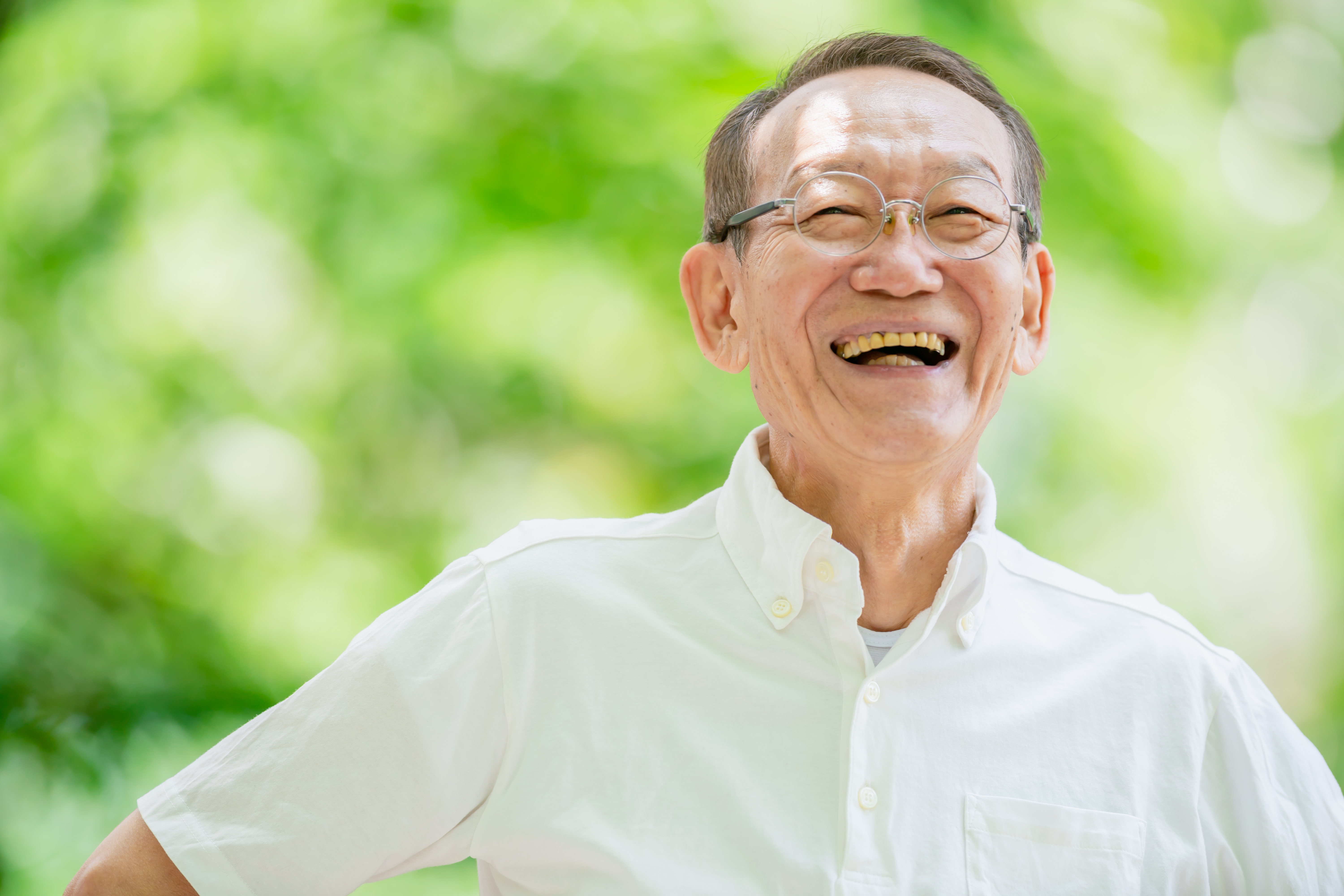 「元気？」と確認する電話から、 「今日こんな話をしたよ」と笑い合う電話へ。